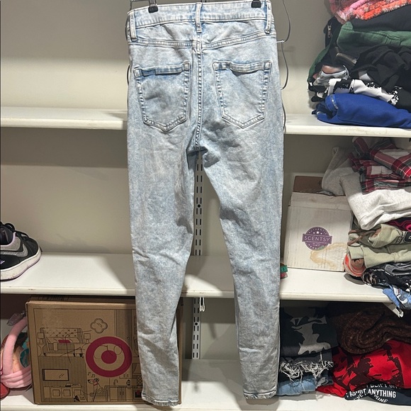 Wild Fable High Rise Acid Wash Jeans with Rips - Picture 4 of 4